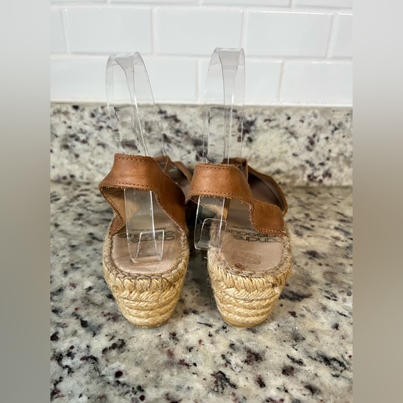 Andre Assous Tan Leather Espadrille Flat *** - Picture 8 of 10